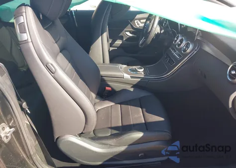 2023 Mercedes-Benz C 300 Coupe z USA, uszkodzony, nr VIN W1KWJ8DB9PG122350